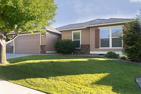 1706 S Jefferson Pl, Kennewick, WA 99338
