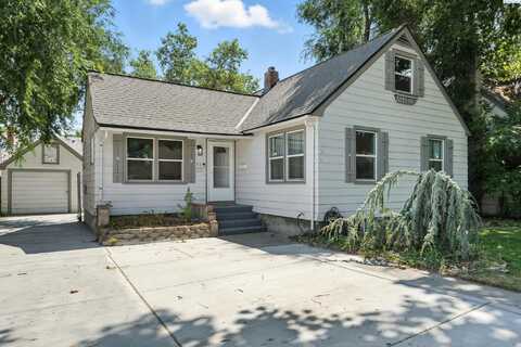 22 N Newport, Kennewick, WA 99336