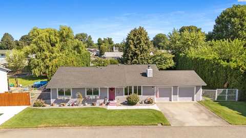 4621 W Henry St, Pasco, WA 99301