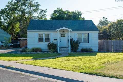 1709 Hunt Ave, Richland, WA 99354