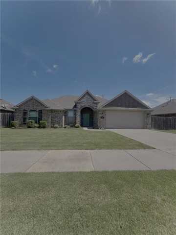 4608 Wales DR, Fayetteville, AR 72704