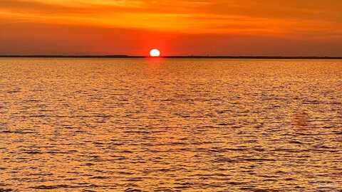 6711 Tom King Bayou Rd, Navarre, FL 32566