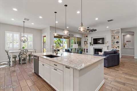4426 E LEROY Street, Gilbert, AZ 85295