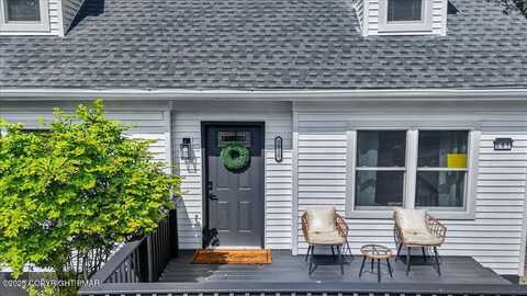 2039 Skyview Terrace, Tobyhanna, PA 18466