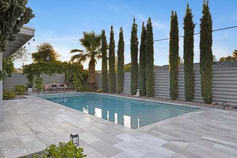 8738 E ROSE Lane, Scottsdale, AZ 85250