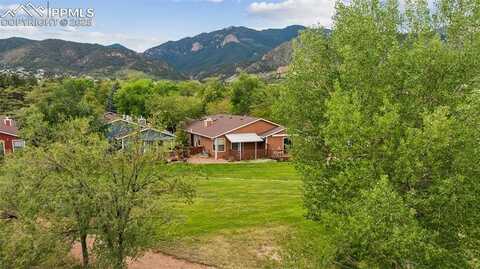 2538 Patriot Heights, Colorado Springs, CO 80904