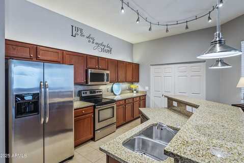 3330 S GILBERT Road, Chandler, AZ 85286