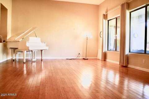962 W BLUEBIRD Drive, Chandler, AZ 85286