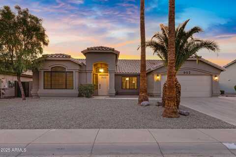 952 S CANAL Drive, Gilbert, AZ 85296