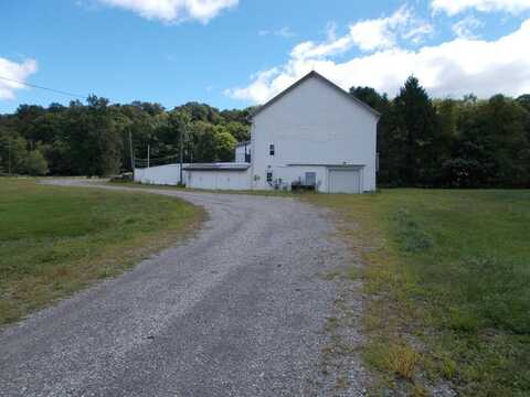 2847 Route 322, Franklin, PA 16323