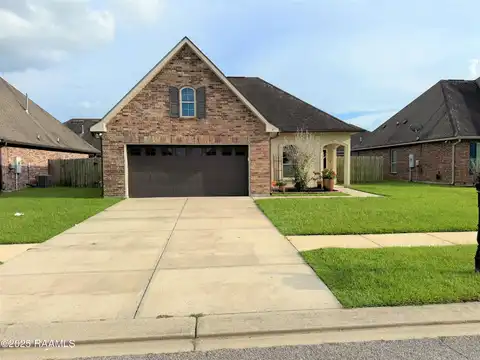 317 Arrowwood Road, Youngsville, LA 70592