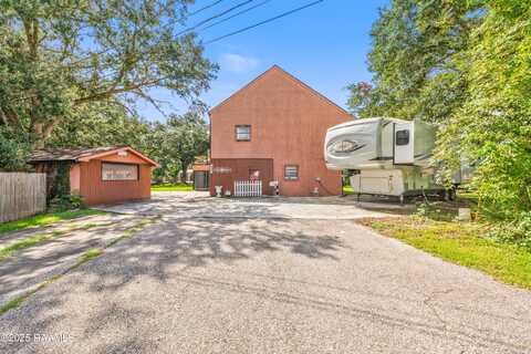 237 Aline Drive, Breaux Bridge, LA 70517
