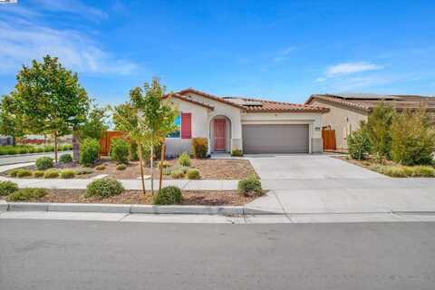 15455 Folktale Way, Lathrop, CA 95330