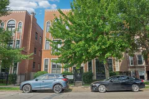 3242 N. California Avenue, Chicago, IL 60618