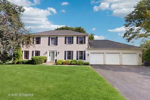 900 Holly Court, Sleepy Hollow, IL 60118