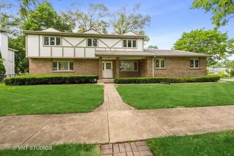1240 N. Windsor Drive, Arlington Heights, IL 60004