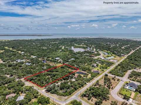 43 Twelfth St, ROCKPORT, TX 78382
