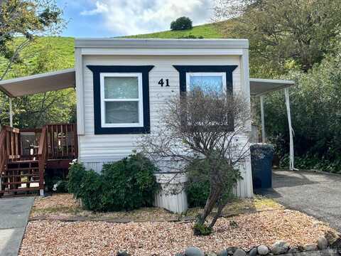41 Goya Drive, Fairfield, CA 94534
