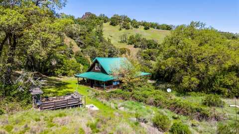 8500 Simmerly Road, Laytonville, CA 95454