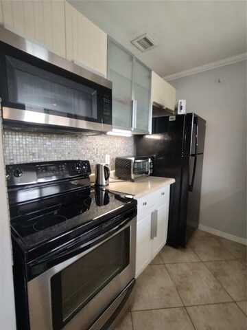 3030 NE 5th Ter, Wilton Manors, FL 33334