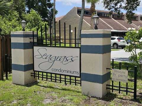 2412 SE Garden Ter, Port Saint Lucie, FL 34952