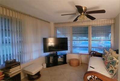 1252 Club Dr W, Delray Beach, FL 33445