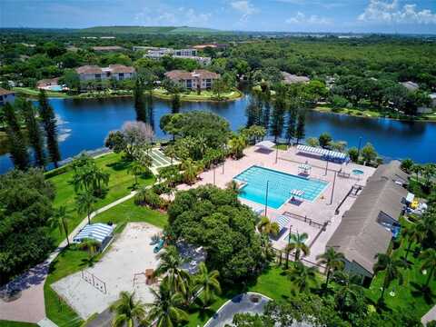 3587 NW 35th St, Coconut Creek, FL 33066