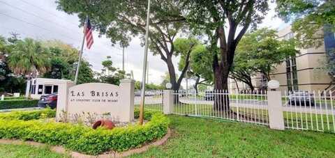7035 NW 186th St, Hialeah, FL 33015