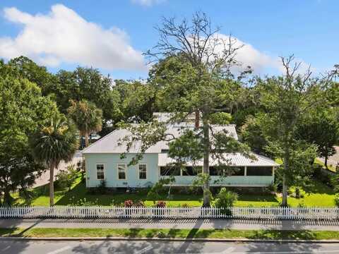 201 8th St, Port Saint Joe, FL 32456