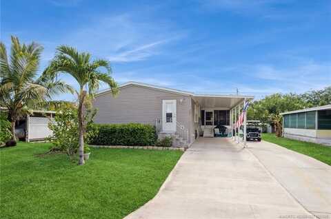 7377 SE Swan Avenue, Hobe Sound, FL 33455