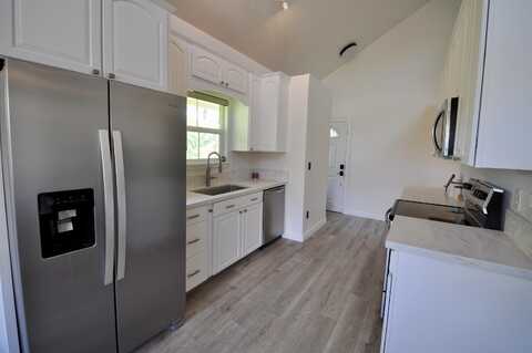 75 Halili Ln, Kihei, HI 96753