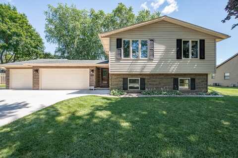 1839 REVERE Trail, DE PERE, WI 54115