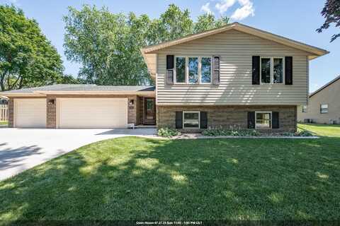 1839 REVERE Trail, DE PERE, WI 54115