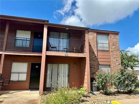 904 University Oaks Boulevard, College Station, TX 77840