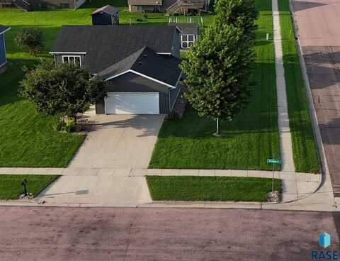 501 Northfield St, Garretson, SD 57030