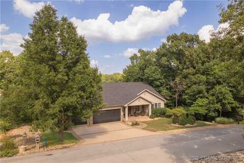 88 Beacon Hill Drive, Lake Ozark, MO 65049