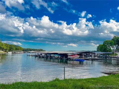 30 Driftwood Road, Sunrise Beach, MO 65079