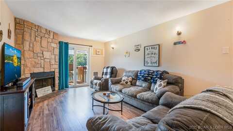 37 Hampton Bay Road unit: 1, Lake Ozark, MO 65049