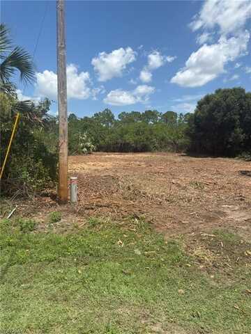 449 NAPLES, LEHIGH ACRES, FL 33974