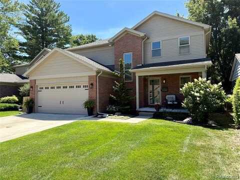21312 Bayside Street, Saint Clair Shores, MI 48081