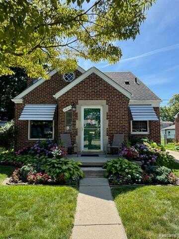 1845 Edgewood Street, Dearborn, MI 48124