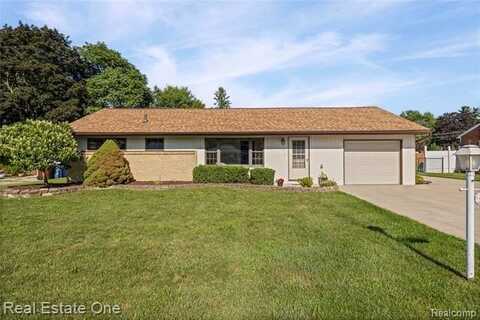 48374 Cardinal Street, Shelby, MI 48317