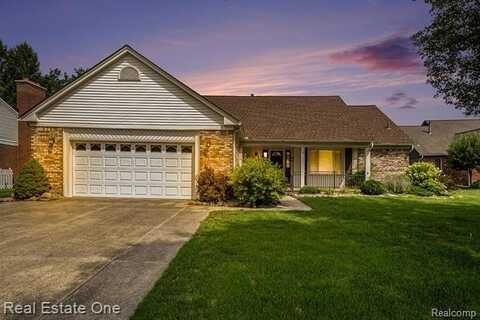 2325 Tucker Drive, Troy, MI 48085