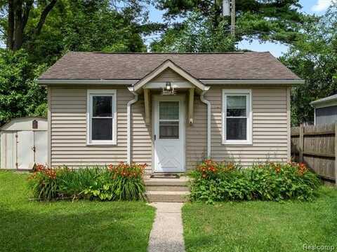 27125 Hampden Street, Madison Heights, MI 48071
