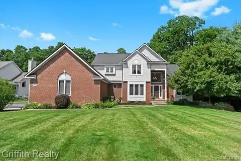 1805 Mist Wood Drive, Howell, MI 48843