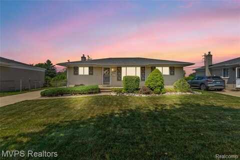 12077 Brougham Drive, Sterling Heights, MI 48312