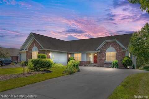 29421 Emelbe Drive, New Hudson, MI 48165