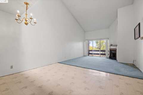 2121 Vale Rd, San Pablo, CA 94806