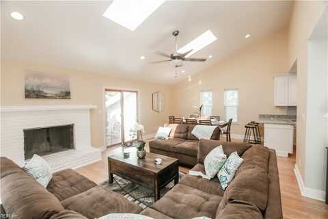 111 67th Street, Virginia Beach, VA 23451