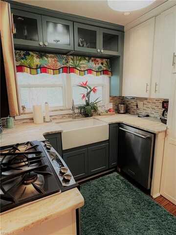 615 15th Street, Virginia Beach, VA 23451